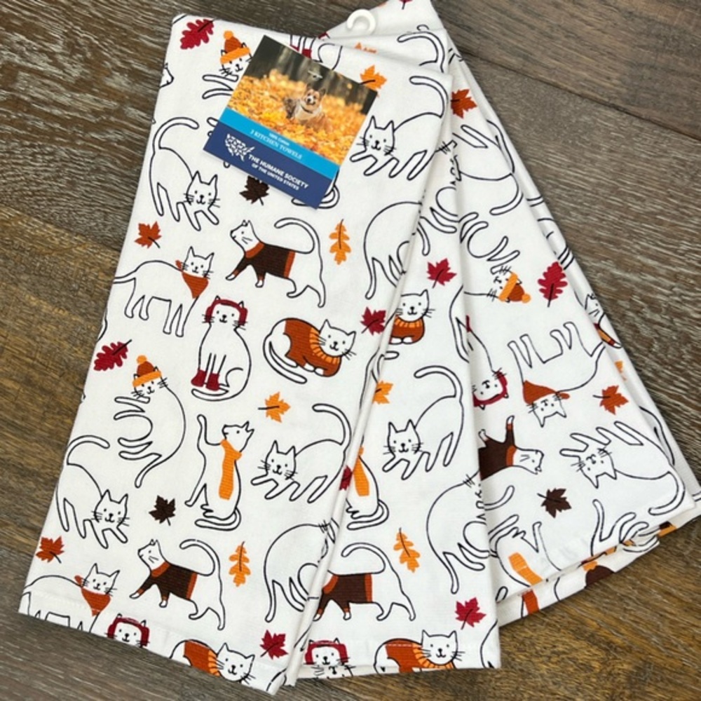PETS - The Humane Society - ‘Autumn Cats’ dish towels (3). NWT Firm!